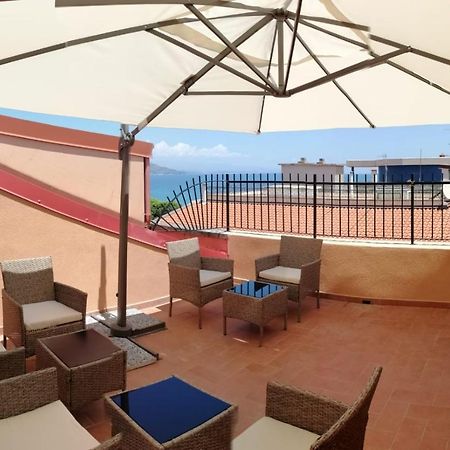 La Conchiglia 2.0 Bed & Breakfast Soverato Marina Bagian luar foto
