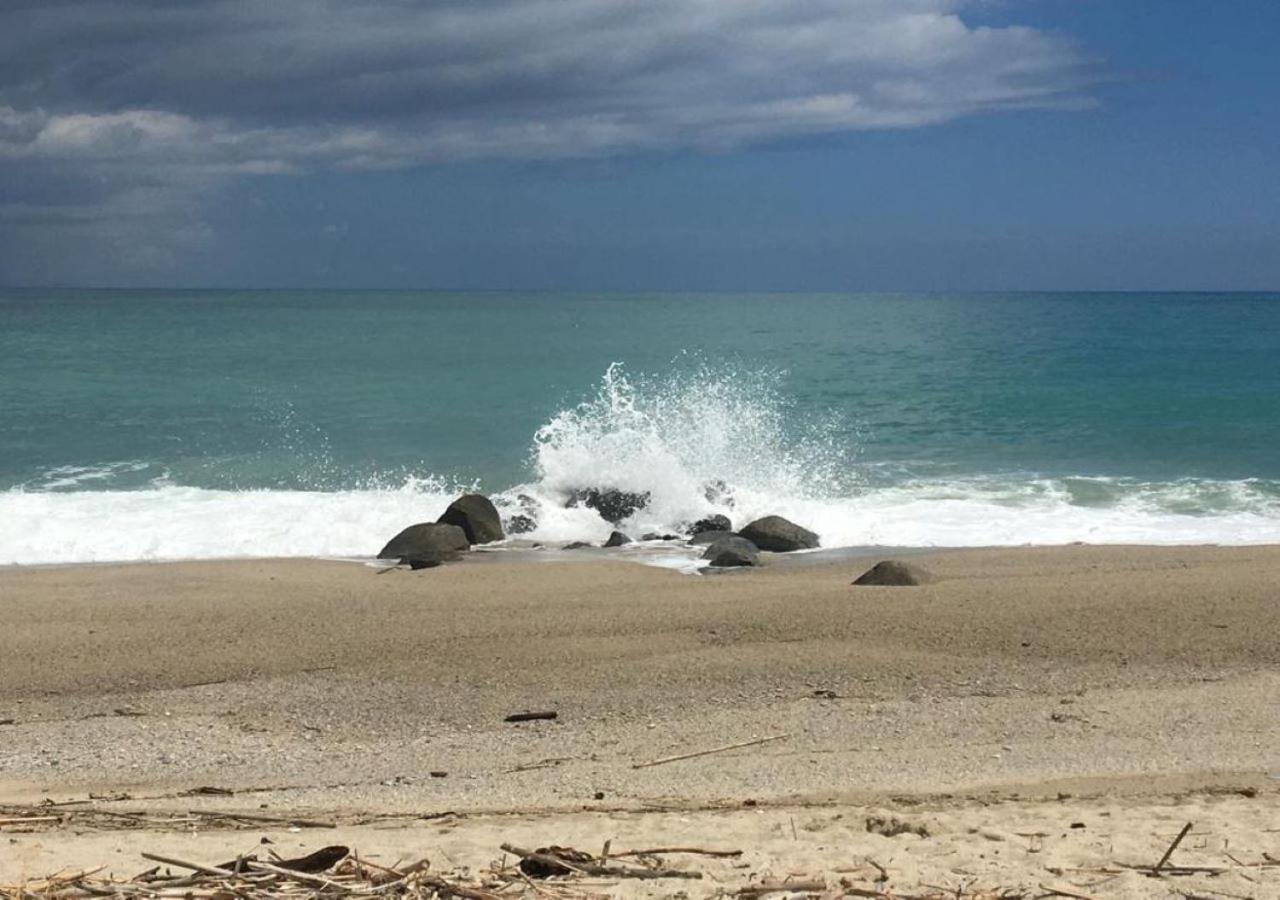 La Conchiglia 2.0 Bed & Breakfast Soverato Marina Bagian luar foto