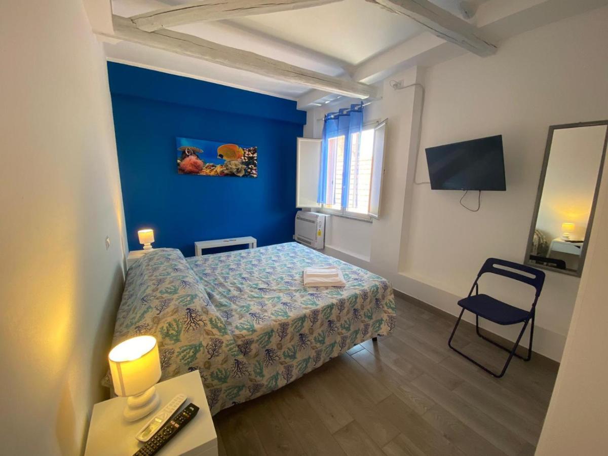 La Conchiglia 2.0 Bed & Breakfast Soverato Marina Bagian luar foto