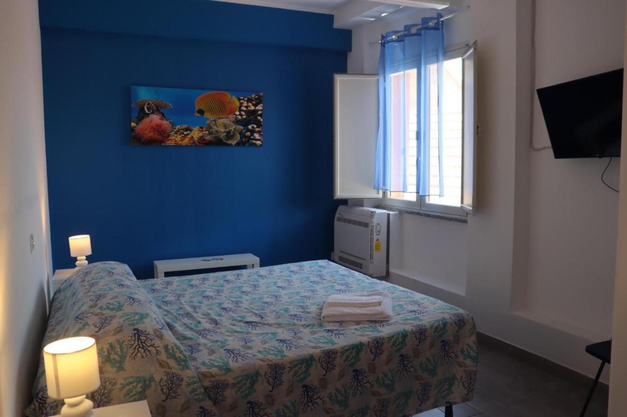 La Conchiglia 2.0 Bed & Breakfast Soverato Marina Bagian luar foto